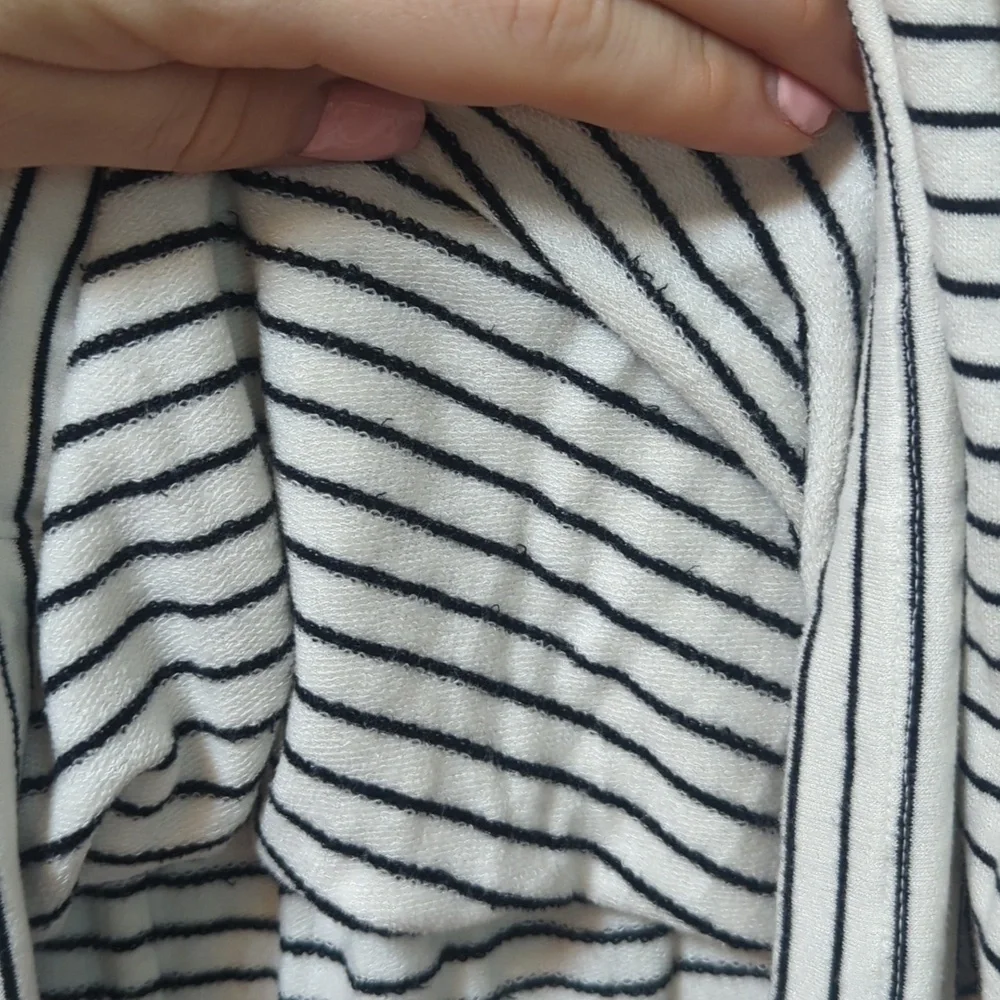 Daily Ritual Puffed Sleeves Striped Dress - Picture 6 of 8
